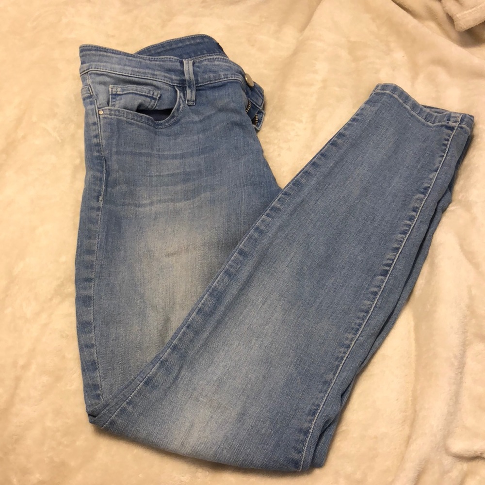 Studded guess jeans